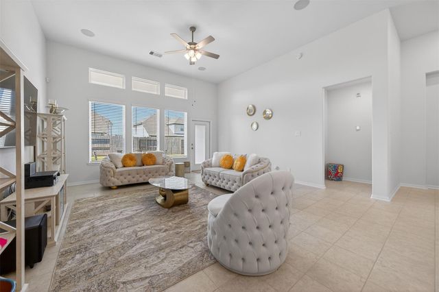 2456 Solaris Bend Drive, Katy, TX 77493