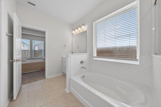 2456 Solaris Bend Drive, Katy, TX 77493