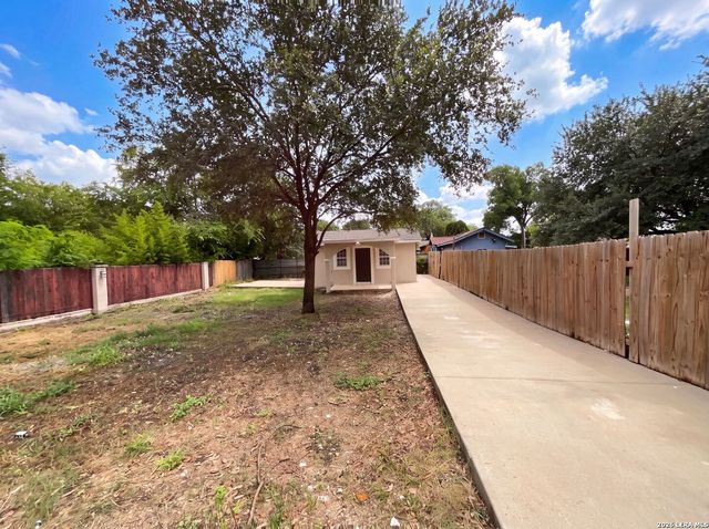 1918 ARBOR PL, San Antonio, TX 78207