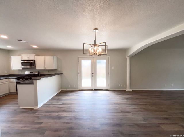 1918 ARBOR PL, San Antonio, TX 78207