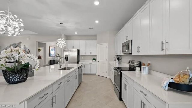 21143 Verawood LOOP, Estero, FL 33928