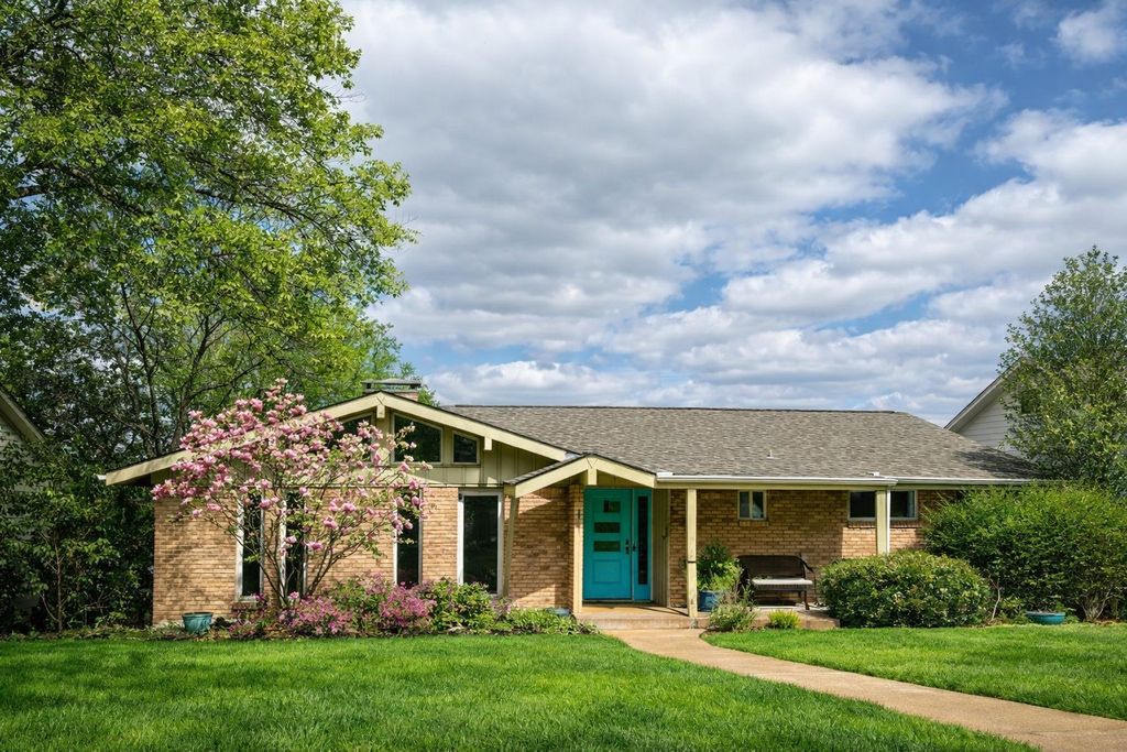 9841 Broken Bow Road, Dallas, TX 75238