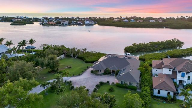 612 LAUREL ROAD W, Nokomis, FL 34275