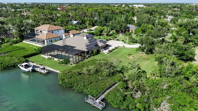 612 LAUREL ROAD W, Nokomis, FL 34275