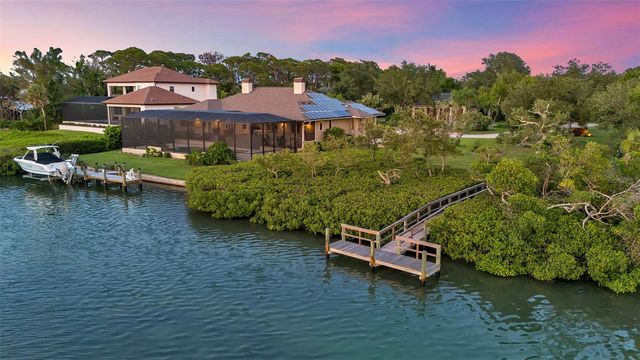 612 LAUREL ROAD W, Nokomis, FL 34275