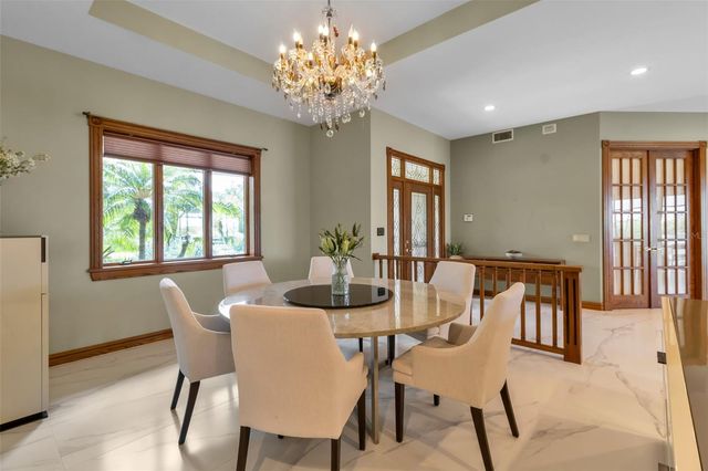612 LAUREL ROAD W, Nokomis, FL 34275