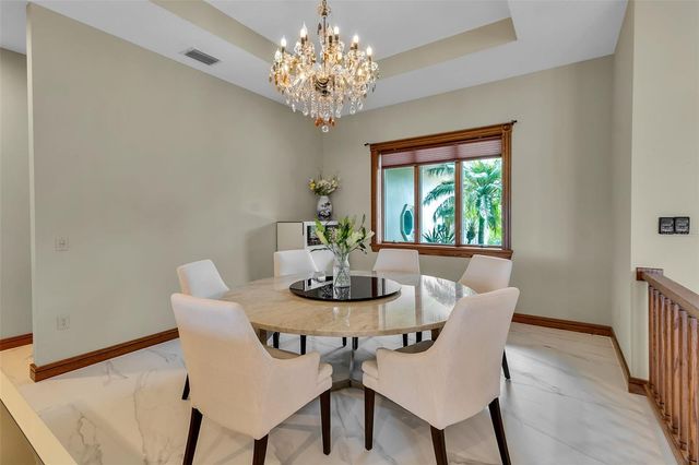 612 LAUREL ROAD W, Nokomis, FL 34275