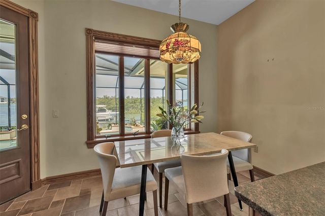 612 LAUREL ROAD W, Nokomis, FL 34275