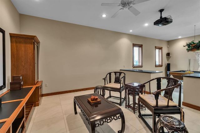 612 LAUREL ROAD W, Nokomis, FL 34275