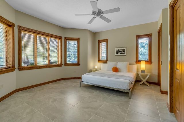 612 LAUREL ROAD W, Nokomis, FL 34275