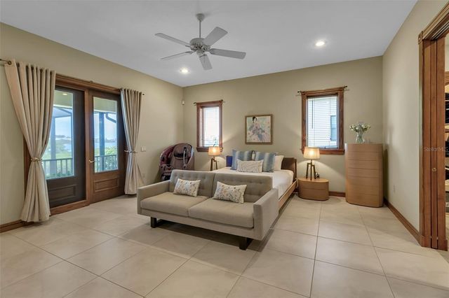 612 LAUREL ROAD W, Nokomis, FL 34275