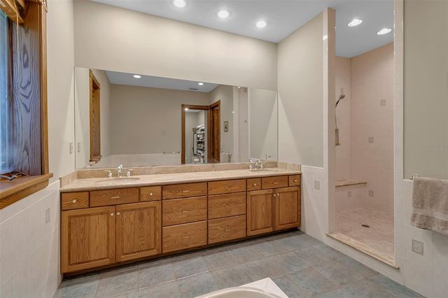 612 LAUREL ROAD W, Nokomis, FL 34275