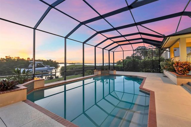 612 LAUREL ROAD W, Nokomis, FL 34275