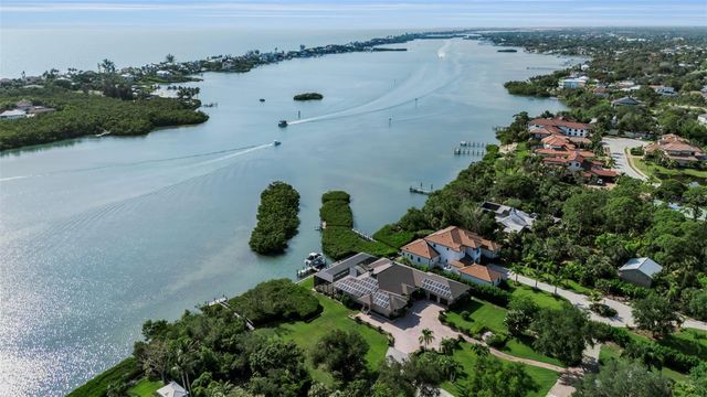 612 LAUREL ROAD W, Nokomis, FL 34275