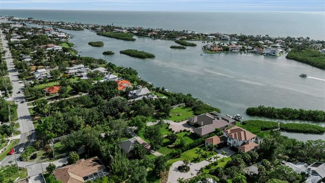 612 LAUREL ROAD W, Nokomis, FL 34275