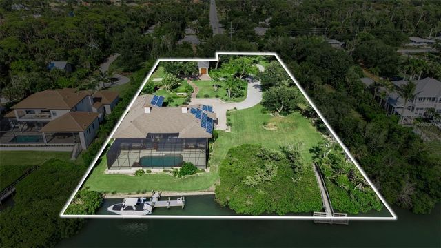 612 LAUREL ROAD W, Nokomis, FL 34275