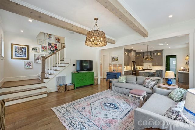 4232 Hiddenbrook Drive, Charlotte, NC 28205