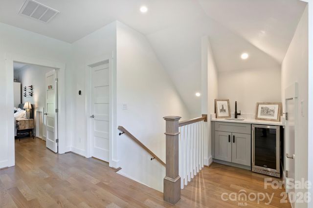 4232 Hiddenbrook Drive, Charlotte, NC 28205