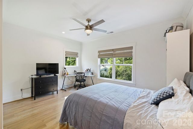 4232 Hiddenbrook Drive, Charlotte, NC 28205