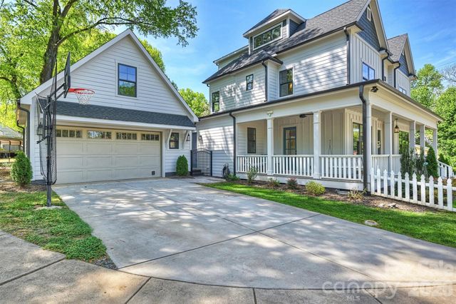 4232 Hiddenbrook Drive, Charlotte, NC 28205