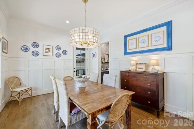 4232 Hiddenbrook Drive, Charlotte, NC 28205