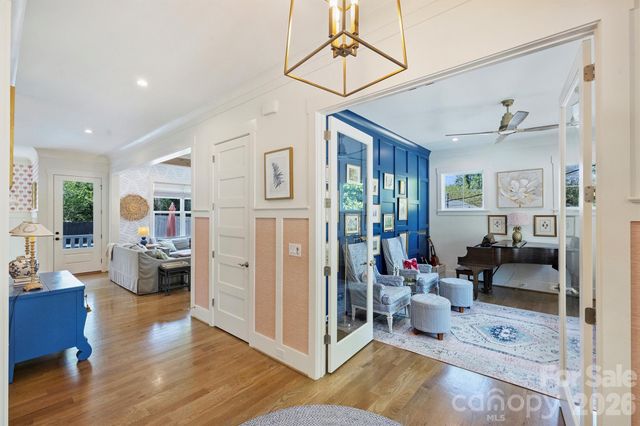 4232 Hiddenbrook Drive, Charlotte, NC 28205