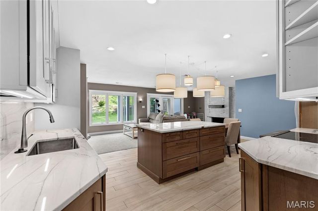 12317 Tempo Drive, St Louis, MO 63146