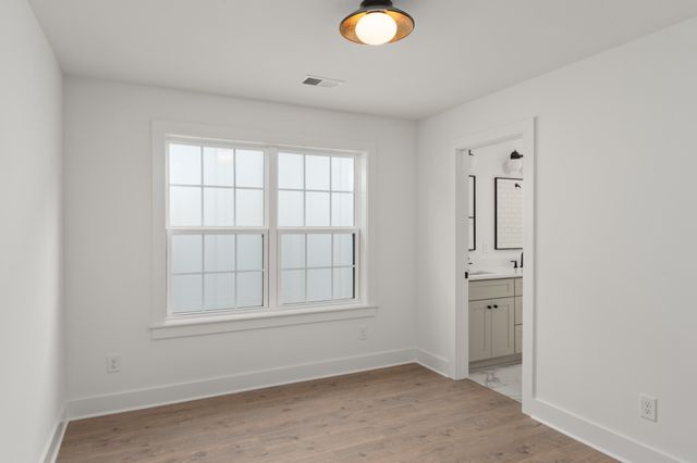 504 Edwin St Unit 41, Nashville, TN 37207