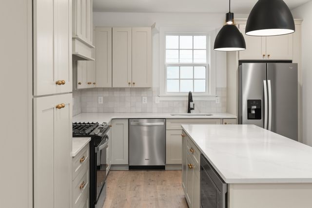 504 Edwin St Unit 41, Nashville, TN 37207