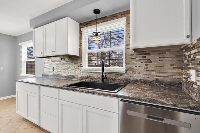 3876 N 61st STREET, Milwaukee, WI 53216