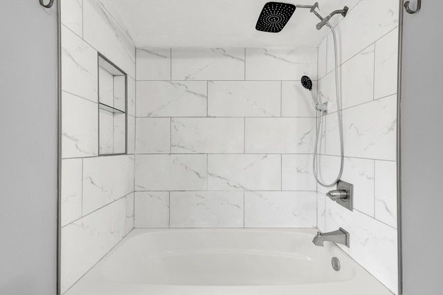 3876 N 61st STREET, Milwaukee, WI 53216