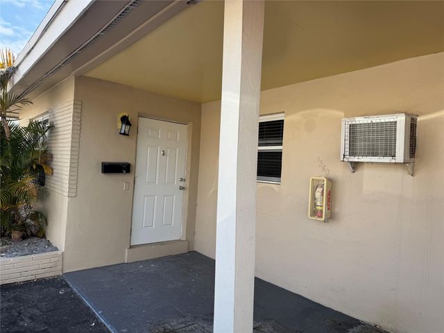 1360 SE 3rd Court, Deerfield Beach, FL 33441