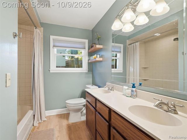 40841 Executive Drive, Sterling Heights, MI 48313