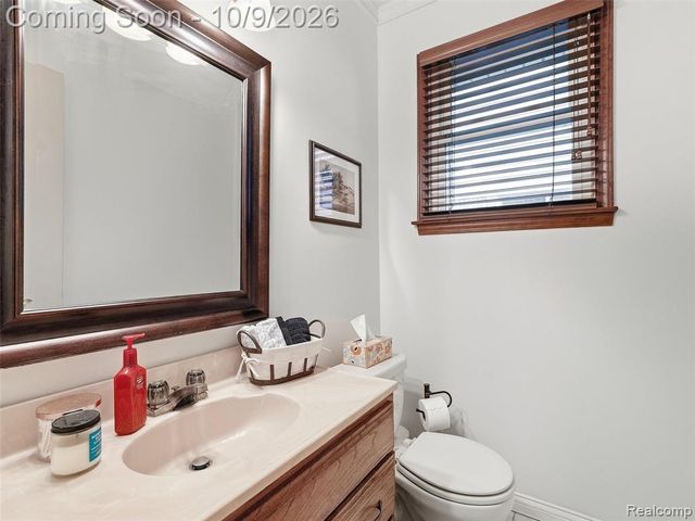 40841 Executive Drive, Sterling Heights, MI 48313