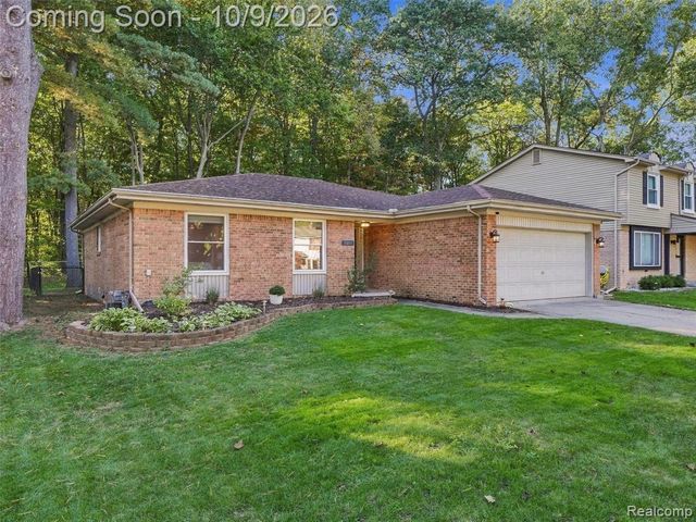 40841 Executive Drive, Sterling Heights, MI 48313