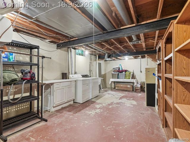 40841 Executive Drive, Sterling Heights, MI 48313
