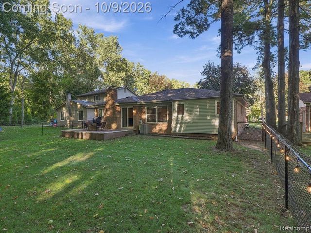 40841 Executive Drive, Sterling Heights, MI 48313