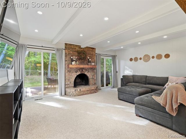 40841 Executive Drive, Sterling Heights, MI 48313