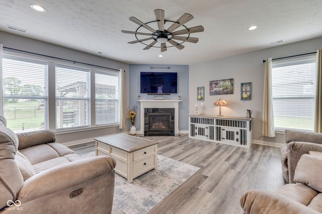 4375 Furlong Lane, Bargersville, IN 46106