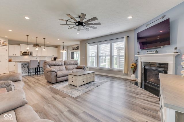 4375 Furlong Lane, Bargersville, IN 46106