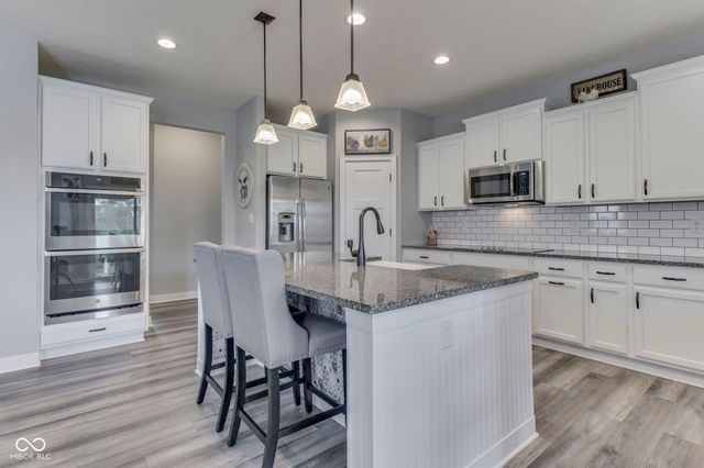 4375 Furlong Lane, Bargersville, IN 46106