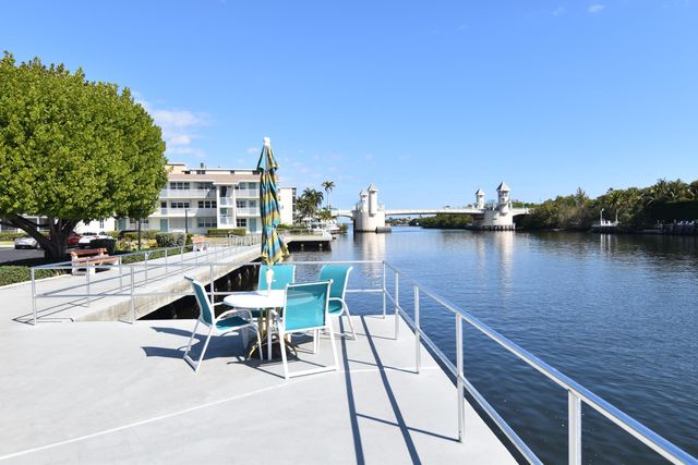 150 Horizons E 310, Boynton Beach, FL 33435