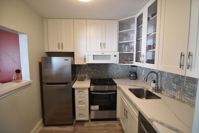 150 Horizons E 310, Boynton Beach, FL 33435
