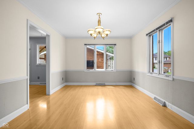3975 Offshore Drive, Columbus, IN 47203