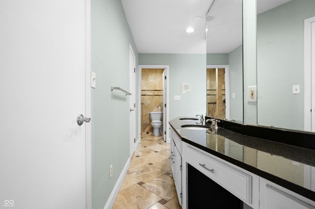 3975 Offshore Drive, Columbus, IN 47203