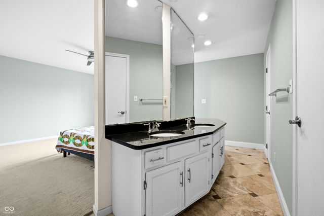 3975 Offshore Drive, Columbus, IN 47203