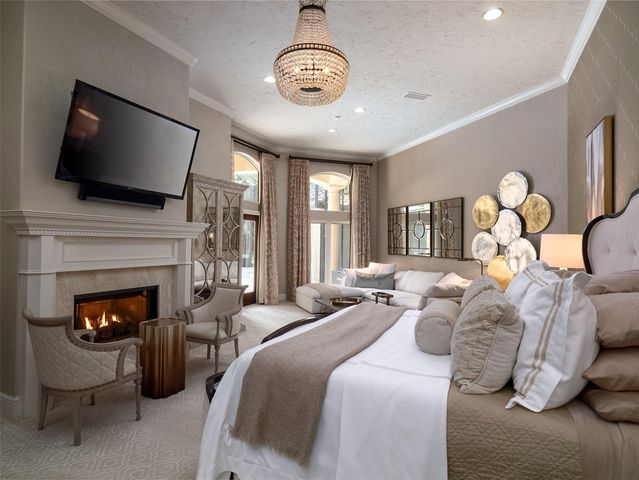 10803 SW 27TH AVENUE, Gainesville, FL 32608