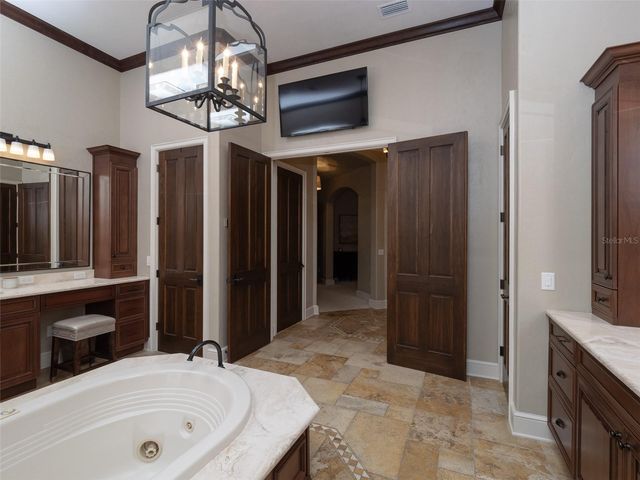 10803 SW 27TH AVENUE, Gainesville, FL 32608