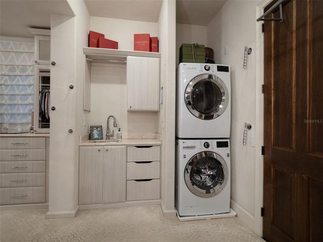 10803 SW 27TH AVENUE, Gainesville, FL 32608