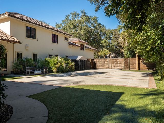 10803 SW 27TH AVENUE, Gainesville, FL 32608